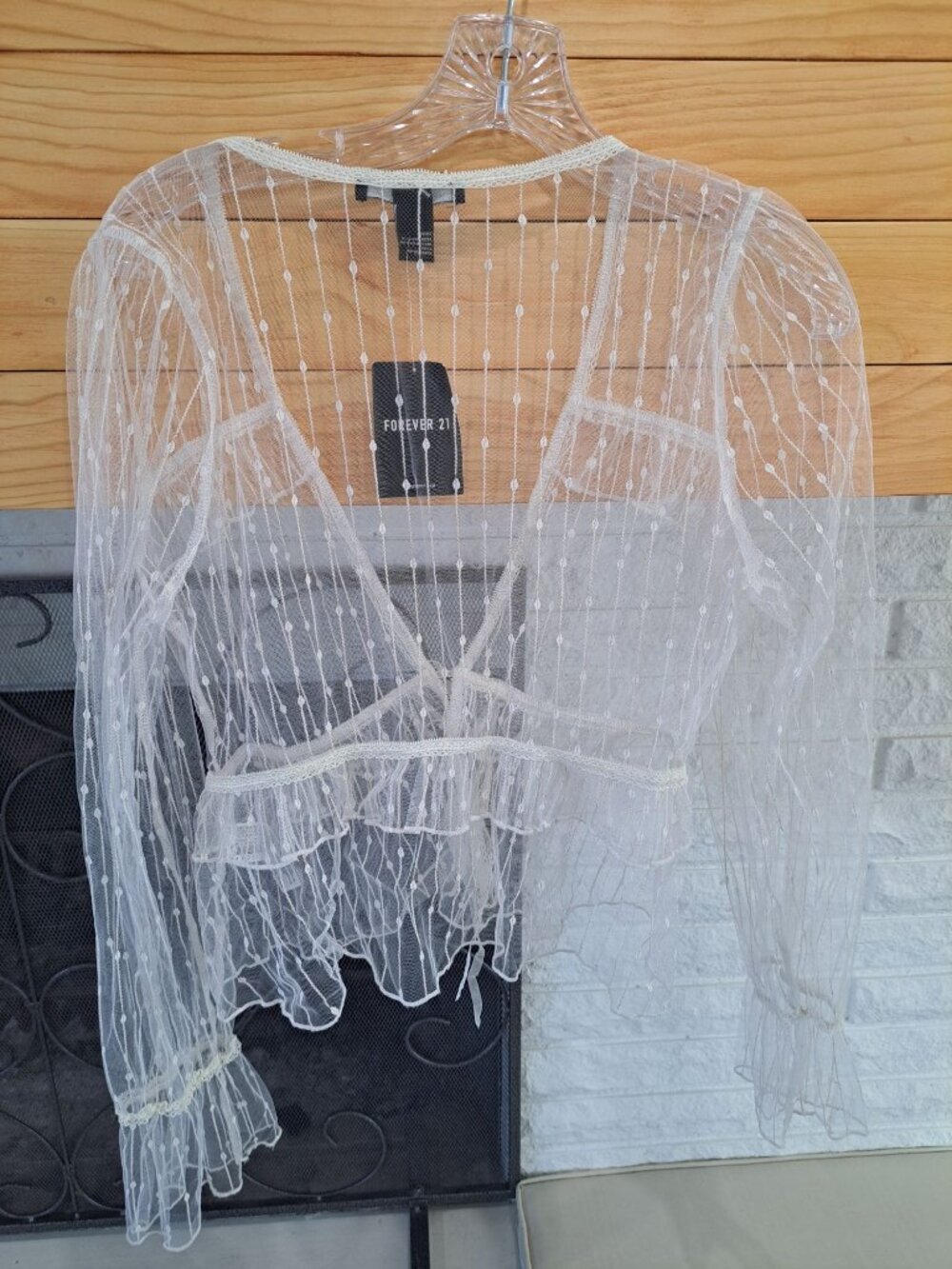 New Med Sheer White Polka Dot Mesh Wrap Top Ruffle Hem Elastic Cuffs Cottage - Picture 7 of 11